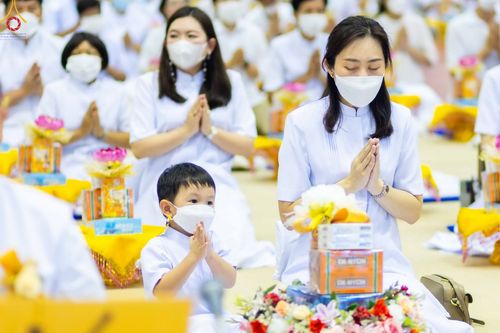 ภาพ No.85780:พิธีถวายคิลานเภสัชและอุปกรณ์การแพทย์ บูชาธรรมเนื่องในวันธรรมชัย วันที่ 19 สิงหาคม พ.ศ. 2566 ณ ห้องแก้วสารพัดนึก วัดพระธรรมกาย