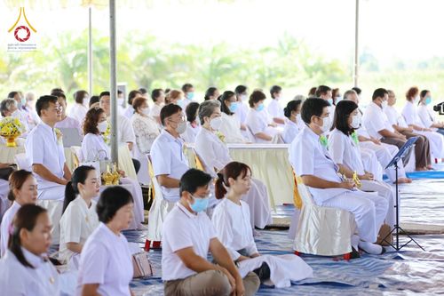 ภาพ No.76203:พิธีกลั่นแผ่นดินสร้างมหาเจดีย์ปัตตานี , พิธีตักบาตรแด่พระภิกษุสงฆ์ 159 รูป ,  พิธีทอดผ้าป่า , พิธีโปรยรัตนชาติ ,  พิธีจุดประทีปถวายเป็นพุทธบูชา ณ ศูนย์อบรมเยาวชนปัตตานี จ.ปัตตานี วันอาทิตย์ที่ 5 กุมภาพันธ์ พ.ศ.2566