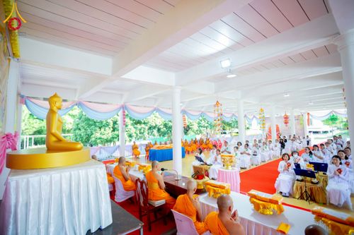 ภาพ No.274638:วันอาทิตย์ที่ 23 พฤศจิกายน พ.ศ. 2568 พิธีทอดผ้าป่าสามัคคี เพื่อระดมทุนสร้างกุฏิที่พักสามเณร ณ ศูนย์ปฏิบัติธรรมสวนผึ้ง จ.ราชบุรี