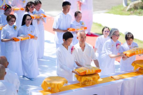 ภาพ No.148299:พิธีปฐมอุปสมบท สมโภชอุโบสถ บูชาธรรม 80 ปี หลวงพ่อธัมมชโย  วันอาทิตย์ที่ 11 สิงหาคม พ.ศ. 2567 วัดพระธรรมกายโทชิหงิ ประเทศญี่ปุ่น