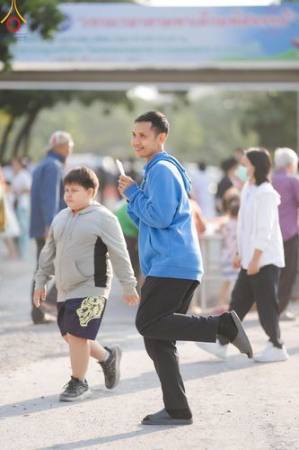 ภาพ No.193875:วัดพระธรรมกาย จัดงานวันเด็กแห่งชาติ ประจำปี พ.ศ.2568 ออกร้านอาหาร 200 ร้าน มอบของขวัญหลายหมื่นชิ้น วันที่ 12 มกราคม พ.ศ. 2568 วัดพระธรรมกาย อ.คลองหลวง จ.ปทุมธานี