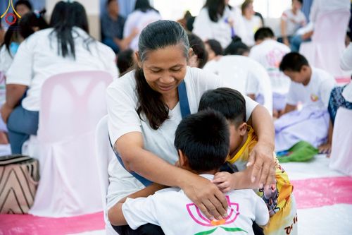 ภาพ No.213793:วันเสาร์ที่ 29 มีนาคม พ.ศ. 2568 พิธีตัดปอยผม ขอขมาผู้ปกครอง มอบบาตร-ผ้าไตร และพิธีบรรพชาสามเณร ณ ศูนย์ปฏิบัติธรรมจังหวัดระยอง (บ้านช่องลม) ต.บางบุตร อ.บ้านค่าย จ.ระยอง