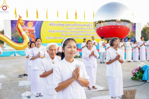 ภาพ No.174530:พิธีประดิษฐานดวงแก้วบรมเศรษฐี นาคีพ่นสมบัติใหญ่ ลานเอนกประสงค์พญานาค 4 ตระกูล วันที่ 15 พฤศจิกายน พ.ศ. 2567 ณ พุทธอุทยานนานาชาติ จ.หนองคาย