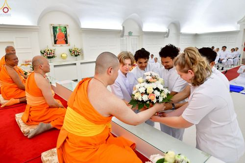 ภาพ No.257400:วันที่ 11 ตุลาคม พ.ศ. 2568 พิธีทอดกฐินสามัคคี  เพื่องานเผยแผ่พระพุทธศาสนา วิชชาธรรมกายสู่ชาวท้องถิ่น ณ วัดพระธรรมกายคอร์ซัวร์ ลุสท์สโกว  ประเทศเดนมาร์ก 