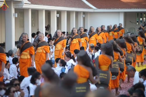 ภาพ No.195480:พิธีต้อนรับพระธรรมยาตรา ณ อนุสรณ์สถานลำดับที่ 4 สถานที่เกิดด้วยกายธรรม วัดโบสถ์(บน) ต.บางคูเวียง จ.นนทบุรี ในโครงการธรรมยาตรา กตัญญูบูชา มหาปูชนียาจารย์ พระมงคลเทพมุนี(สด จนฺทสโร) พระผู้ปราบมาร อนุสรณ์สถาน 7 แห่ง ปีที่ 13 วันที่ 15 มกราคม พ.ศ. 2568