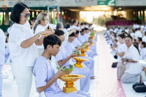 ภาพ No.132659:พิธีปลงผมยุวธรรมทายาท รุ่นที่ 32 มัชฌิมธรรมทายาท รุ่นที่ 28 ณ ลานธรรม วัดพระธรรมกาย วันเสาร์ที่ 30 มีนาคม พ.ศ. 2567