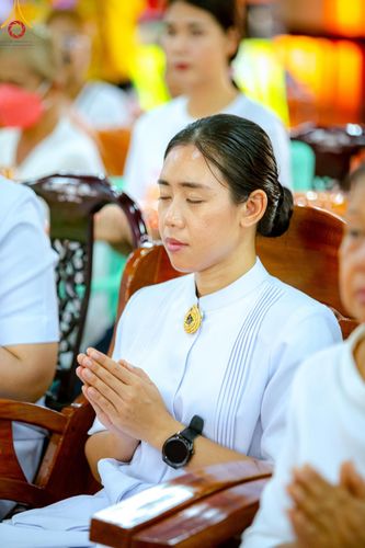 ภาพ No.165227:พิธีทอดกฐิน ณ วัดอินทโชติสังฆโพธิ์ธาราม อ.พนมสารคาม จ.ฉะเชิงเทรา ในโครงการกฐินสามัคคีทั่วไทย 30,000 วัด บูชาธรรม 80 ปี หลวงพ่อธัมมชโย โดยคณะศิษยานุศิษย์วัดพระธรรมกาย วันที่ 20 ตุลาคม พ.ศ. 2567