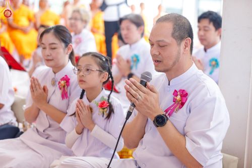 ภาพ No.196724:พิธีทอดผ้าป่าทำนุบำรุงศาสนสถาน ณ วัดสิงห์ ต.บางคูเวียง อ.บางกรวย จ.นนทบุรี ในโครงการธรรมยาตรา กตัญญูบูชา มหาปูชนียาจารย์ พระมงคลเทพมุนี(สด จนฺทสโร) พระผู้ปราบมาร อนุสรณ์สถาน 7 แห่ง ปีที่ 13 วันที่ 17 มกราคม พ.ศ. 2568