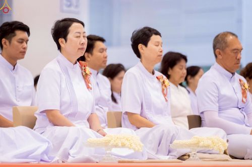 ภาพ No.243618:วันอาทิตย์ที่ 7 กันยายน พ.ศ. 2568 พิธีบูชาครูผู้ค้นพบวิชชาธรรมกาย , พิธีบูชาข้าวพระ ณ สภาธรรมกายสากล วัดพระธรรมกาย