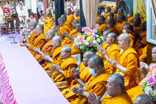 ภาพ No.300884:วันที่ 22 มกราคม พ.ศ. 2569 พิธีทอดผ้าป่าทำนุบำรุงศาสนสถาน ณ วัดบางปลา อ.บางเลน จ.นครปฐม ในโครงการธรรมยาตรา กตัญญูบูชา มหาปูชนียาจารย์ พระมงคลเทพมุนี(สด จนฺทสโร) พระผู้ปราบมาร อนุสรณ์สถาน 7 แห่ง ปีที่ 14