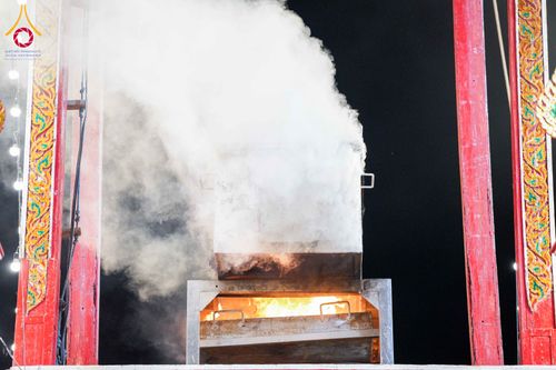 ภาพ No.316699:วันอาทิตย์ที่ 29 มีนาคม พ.ศ. 2569 พิธีทอดผ้าบังสุกุลและพิธีชำระร่าง โยมพ่อณรงค์ จินตมากุล  สิริอายุ 99 ปี 11 เดือน โยมบิดา พระครูปลัดรัตนวีรวัฒน์ (รังสฤษดิ์ อิทฺธิจินตโก) ที่ปรึกษาเจ้าคณะจังหวัดปทุมธานี เจ้าอาวาสวัดพระธรรมกาย  ณ ฌาปนสถานชั่วคราว ทางเข้า 