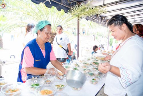 ภาพ No.320113:วันเสาร์ที่ 4 เมษายน 2569 พิธีตัดปอยผม ขอขมาผู้ปกครอง  มอบบาตร-ผ้าไตร และพิธีบรรพชาสามเณร 87 รูป  ณ ศูนย์ปฏิบัติธรรมระยอง(บ้านช่องลม)  ต.บางบุตร อ.บ้านค่าย จ.ระยอง