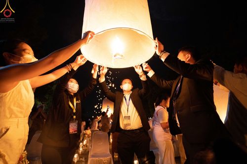 ภาพ No.46591:พิธีจุดโคมวิสาขประทีป วันวิสาขบูชา พ.ศ. 2565 ณ ประเทศอินโดนีเซีย