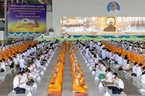 ภาพ No.44424:ประมวลภาพพิธีบรรพชา และพิธีถวายบาตร โครงการบวชภาคฤดูร้อน พ.ศ. 2565