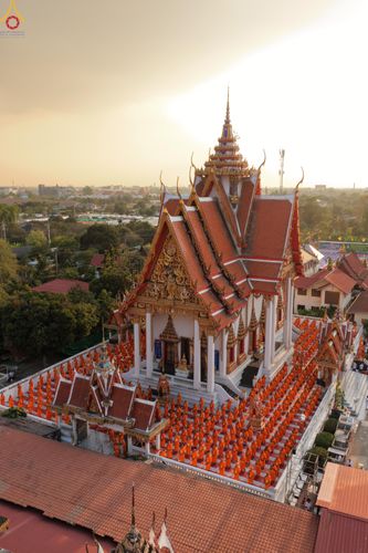 ภาพ No.296886:วันที่ 17 มกราคม พ.ศ. 2569 พิธีจุดประทีปถวายเป็นพุทธบูชา และบูชาธรรมมหาปูชนียาจารย์  ณ วัดโบสถ์บน ต.บางคูเวียง จ.นนทบุรี อนุสรณ์สถานลำดับที่ 4 สถานที่เกิดด้วยกายธรรม ในโครงการธรรมยาตรา กตัญญูบูชา มหาปูชนียาจารย์ พระมงคลเทพมุนี(สด จนฺทสโร) พระผู้ปราบมาร อ