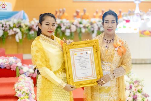 ภาพ No.327797:วันที่ 3 พฤษภาคม พ.ศ.2569 พิธีรับมอบพระบรมสารีริกธาตุ จากสาธารณรัฐแห่งสหภาพเมียนมา ณ ห้องแก้วสารพัดนึก วัดพระธรรมกาย