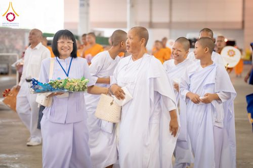 ภาพ No.342279:วันอาทิตย์ที่ 2 สิงหาคม พ.ศ.2569 พิธีถวายไทยธรรม คณะสงฆ์ 2,000 กว่าวัด ทั่วประเทศ, พิธีถวายไทยธรรม คณะสงฆ์ 323 วัด 4 จังหวัดชายแดนใต้ ณ สภาธรรมกายสากล วัดพระธรรมกาย