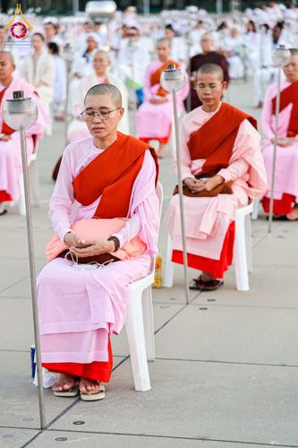 ภาพ No.312136:วันอังคารที่ 3 มีนาคม พ.ศ.2569 พิธีเวียนประทักษิณและจุดมาฆประทีป ณ ลานธรรมพระมหาธรรมกายเจดีย์ วัดพระธรรมกาย