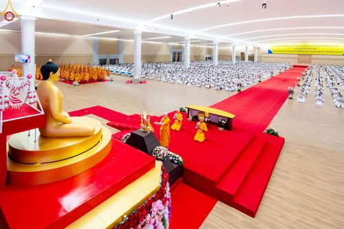 ภาพ No.84666:พิธีบรรจุพระบรมสารีริกธาตุภายในเกตุดอกบัวตูม องค์พระประธาน ณ ห้องแก้วสารพัดนึก 2 วัดพระธรรมกาย ในวันอาสาฬหบูชา อังคารที่ 1 สิงหาคม พ.ศ.2566