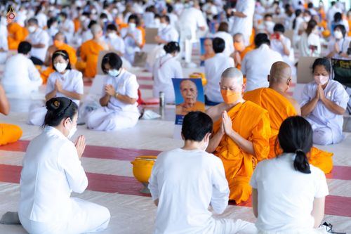 ภาพ No.44428:ประมวลภาพพิธีบรรพชา และพิธีถวายบาตร โครงการบวชภาคฤดูร้อน พ.ศ. 2565