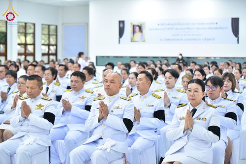 ภาพ No.280650:วันศุกร์ที่ 12 ธันวาคม พ.ศ.2568 พิธีบำเพ็ญกุศลปัญญาสมวาร (50 วัน) อุทิศถวายพระราชกุศลแด่ “พระพันปีหลวง” ณ วัดพระธรรมกาย