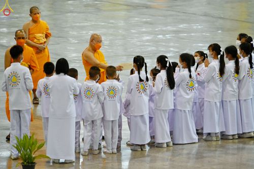 ภาพ No.87429:พิธีจุดเทียนใจ ไฟนิรันดร์ อนันตชัย วันอาทิตย์ที่ 10 กันยายน พ.ศ. 2566 ณ สภาธรรมกายสากล วัดพระธรรมกาย