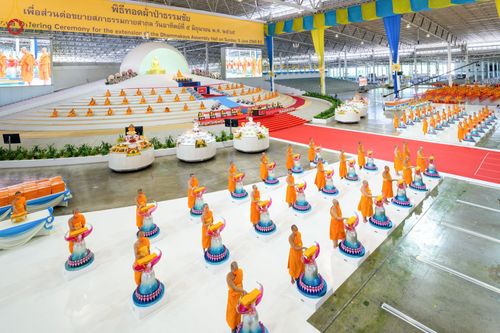 ภาพ No.46952:ประมวลภาพพิธีทอดผ้าป่าธรรมชัย ณ วัดพระธรรมกาย (5 มิถุนายน พ.ศ. 2565)