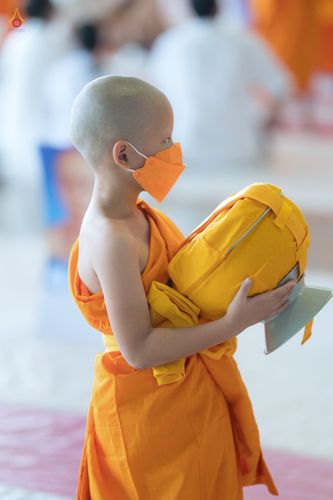 ภาพ No.44430:ประมวลภาพพิธีบรรพชา และพิธีถวายบาตร โครงการบวชภาคฤดูร้อน พ.ศ. 2565