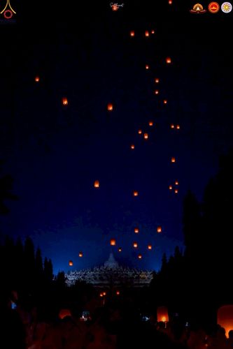 ภาพ No.224660:วันจันทร์ที่ 12 พฤษภาคม พ.ศ. 2568  ชาวพุทธในอินโดนีเซีย ร่วมฉลองวิสาขบูชาจุดประทีปกว่า 200,000 ดวง ณ พระมหาเจดีย์บรมพุทโธ  เจริญพุทธมนต์ถวาย “พระวชิรเกล้าเจ้าอยู่หัว”