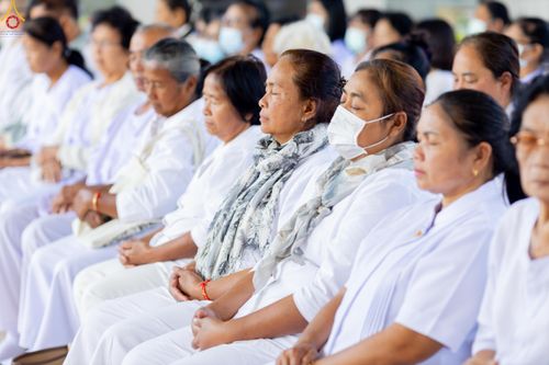 ภาพ No.293321:วันที่ 12 มกราคม พ.ศ. 2569 พิธีทอดผ้าป่าทำนุบำรุงศาสนสถาน ณ วัดพรสวรรค์ อ.สองพี่น้อง จ.สุพรรณบุรี ในโครงการธรรมยาตรา กตัญญูบูชา มหาปูชนียาจารย์ พระมงคลเทพมุนี(สด จนฺทสโร) พระผู้ปราบมาร อนุสรณ์สถาน 7 แห่ง ปีที่ 14