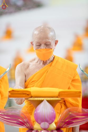 ภาพ No.46949:ประมวลภาพพิธีทอดผ้าป่าธรรมชัย ณ วัดพระธรรมกาย (5 มิถุนายน พ.ศ. 2565)