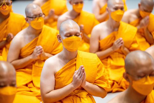 ภาพ No.82760:พิธีเวียนประทักษิณ, พิธีวันทาเจดีย์ ณ มหาธรรมกายเจดีย์  พิธีบรรพชาหมู่พระพี่เลี้ยงเข้าพรรษา, ธรรมทายาทอุดมศึกษา รุ่นที่ 50(ภาคฤดูฝน) และธรรมทายาทพุทธศาสตร์สากล รุ่นที่ 7 (ภาคฤดูฝน) วันเสาร์ที่ 17 มิถุนายน พ.ศ. 2566 ณ  โบสถ์พระไตรปิฎก วัดพระธรรมกาย จ.ปทุม