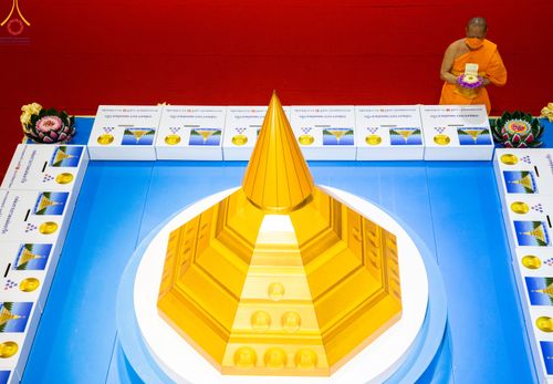 ภาพ No.77856:พิธีหล่อพระบรมพุทธเจ้า ทิศตะวันตก  วันอาทิตย์ที่ 19 มีนาคม พ.ศ. 2566 ณ วัดพระธรรมกาย จ.ปทุมธานี