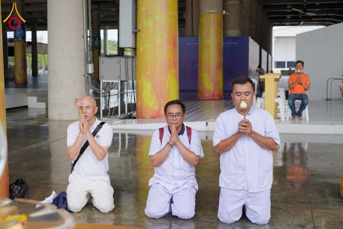 ภาพ No.326776:วันที่ 27-30 เมษายน พ.ศ.2569 ต้อนรับชาวต่างชาติจากประเทศมาเลเซีย ฝรั่งเศส เมียนมาร์ และศรีลังกา  เยี่ยมชมวัดพระธรรมกาย