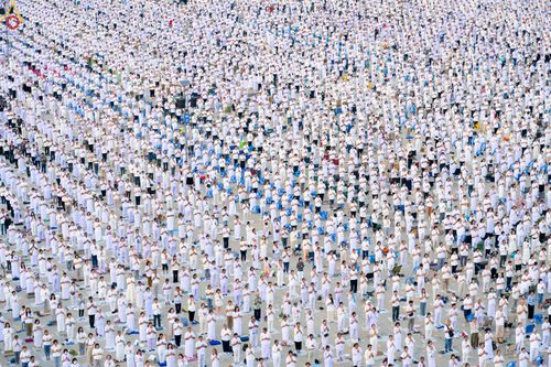 ภาพ No.307813:วันที่ 31 มกราคม พ.ศ. 2569 พิธีจุดประทีปธรรมถวายเป็นพุทธบูชา  และบูชาธรรมมหาปูชนียาจารย์ (ภาพชุดที่ 2) ณ วัดพระธรรมกาย ปทุมธานี ในโครงการธรรมยาตรา กตัญญูบูชา มหาปูชนียาจารย์ พระมงคลเทพมุนี(สด จนฺทสโร) พระผู้ปราบมาร อนุสรณ์สถาน 7 แห่ง ปีที่ 14