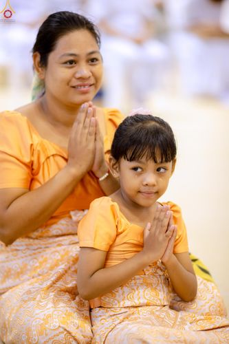 ภาพ No.327834:วันที่ 3 พฤษภาคม พ.ศ.2569 พิธีรับมอบพระบรมสารีริกธาตุ จากสาธารณรัฐแห่งสหภาพเมียนมา ณ ห้องแก้วสารพัดนึก วัดพระธรรมกาย
