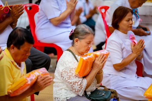 ภาพ No.341678:วันเสาร์ที่ 25 กรกฎาคม พ.ศ.2569  พิธีอุปสมบทหมู่พระธรรมทายาท รุ่นเข้าพรรษา ประจำปี 2569 จำนวน 20 รูป จัดโดย ธุดงคสถานพิษณุโลก  ณ พัทธสีมา วัดเกาะแก้วประชานุรักษ์ ต.ชัยนาม อ.วังทอง จ.พิษณุโลก