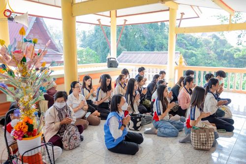 ภาพ No.200381:พิธีทอดผ้าป่าทำนุบำรุงศาสนสถาน ณ วัดผาสุการาม ตำบลบางไทรป่า อำเภอบางเลน จังหวัดนครปฐม ในโครงการธรรมยาตรา กตัญญูบูชา มหาปูชนียาจารย์ พระมงคลเทพมุนี(สด จนฺทสโร) พระผู้ปราบมาร อนุสรณ์สถาน 7 แห่ง ปีที่ 13 วันที่ 22 มกราคม พ.ศ. 2568