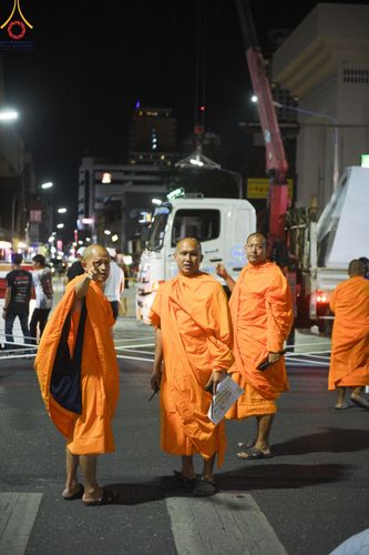 ภาพ No.151632:V.55 ทีมใหญ่ที่หาดใหญ่ เจ้าหน้าที่ทุกสถานะ หลายสัญชาติ ร่วมกันจัดงานตักบาตรที่หาดใหญ่ วันที่ 10-11 สิงหาคม พ.ศ. 2567
