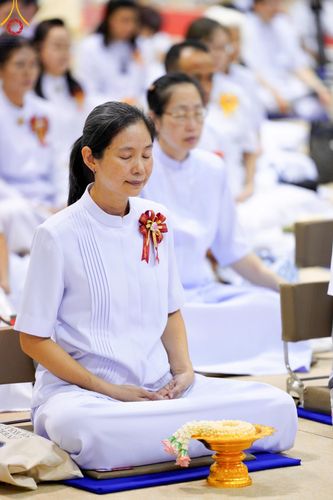 ภาพ No.159970:พิธีปฎิบัติธรรม , พิธีสักการะพระมงคลเทพมุนี (สด จนฺทสโร) พระผู้ปราบมาร ณ สภาธรรมกายสากล วัดพระธรรมกาย วันพฤหัสบดีที่ 10 ตุลาคม พ.ศ. 2567