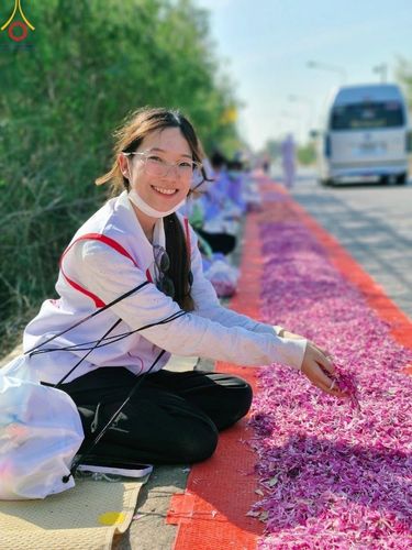 ภาพ No.206546:V.54 สารพัดV สารพัดดี ที่บางปลา ในโครงการธรรมยาตรา กตัญญูบูชา มหาปูชนียาจารย์ พระมงคลเทพมุนี(สด จนฺทสโร) พระผู้ปราบมาร อนุสรณ์สถาน 7 แห่ง ปีที่ 13 ระหว่างวันที่ 2-31 มกราคม พ.ศ. 2568