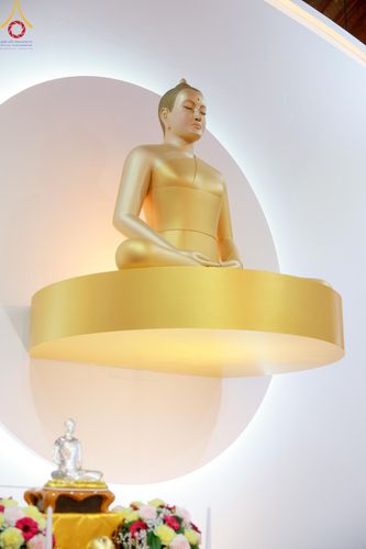 ภาพ No.142575:พิธีพัทธสีมา ประดิษฐานลูกนิมิตมหาสมบัติ สถาปนาอุโบสถวัดพระธรรมกายลอนดอน บูชาธรรม 80 ปี หลวงพ่อธัมมชโย วันเสาร์ที่ 22 มิถุนายน พ.ศ. 2567