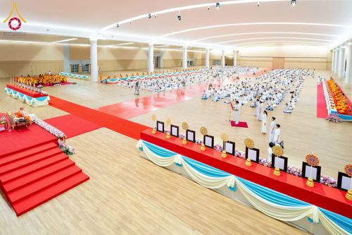 ภาพ No.232514:วันอาทิตย์ที่ 6 กรกฏาคม พ.ศ. 2568 พิธีมุทิตาสักการะพระครูสัญญาบัตร ปีพุทธศักราช 2568 ณ ห้องแก้วสารพัดนึก2 สภาธรรมกายสากล วัดพระธรรมกาย