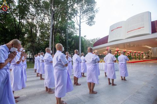 ภาพ No.112288:พิธีบรรพชาอุปสมบท โครงการอุปสมบทหมู่บูชาธรรม 115 ปี คุณยายอาจารย์ฯ, โครงการอุปสมบทหมู่ธรรมทายาท ระดับอุดมศึกษา รุ่นที่ 50 ภาคฤดูหนาว ณ โบสถ์พระไตรปิฎก วัดพระธรรมกาย จ.ปทุมธานี วันเสาร์ที่ 13 มกราคม พ.ศ. 2567