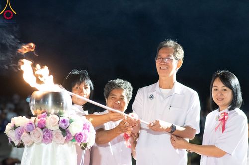 ภาพ No.97269:พิธีทอดผ้าป่า เพื่อสร้าง "ลานอเนกประสงค์พญานาค 4 ตระกูล" และพิธีจุดประทีปโคมลอย ลอยกระทง ถวายประทีปเป็นพุทธบูชา ณ พุทธอุทยานนานาชาติ จ.หนองคาย วันที่ 27 พฤศจิกายน พ.ศ. 2566