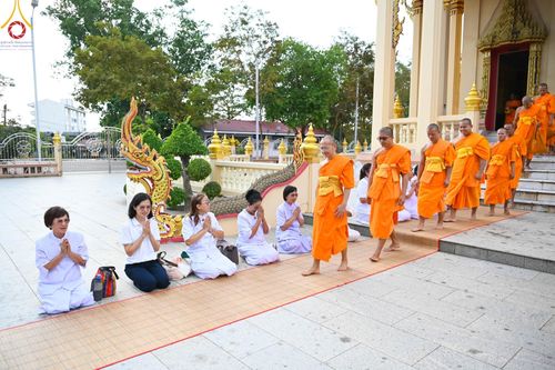 ภาพ No.101138:พิธีอุปสมบทหมู่ ในโครงการอุปสมบทบูชาธรรม มหาปูชนียาจารย์ พ.ศ. 2566 ณ วัดท่าเกวียน อำเภอพนมสารคาม จังหวัดฉะเชิงเทรา วันที่ 5 ธันวาคม พ.ศ. 2566