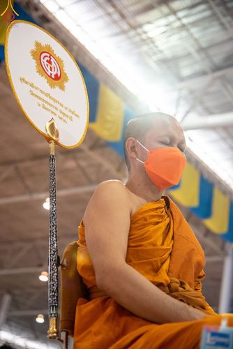 ภาพ No.85364:พิธีถวายมหาสังฆทานคณะสงฆ์ 2000 กว่าวัดทั่วประเทศปีที่ 23, พิธีถวายไทยธรรมคณะสงฆ์ 323 วัด 4 จังหวัดชายแดนภาคใต้, พิธีมอบปัจจัยช่วยเหลือครู 4 จังหวัดชายแดนภาคใต้ ณ สภาธรรมกายสากล วัดพระธรรมกาย ในวันสมาธิโลก อาทิตย์ที่ 6 สิงหาคม พ.ศ. 2566