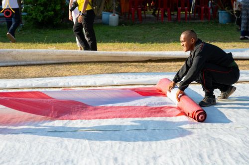 ภาพ No.131816:พิธีถวายสังฆทาน 323 วัด 4 จังหวัดชายแดนภาคใต้ ปีที่ 20 ครั้งที่ 167 และ พิธีมอบกองทุนหนุนแรงใจช่วยครูใต้ ปีที่ 17 ครั้งที่ 132 วันเสาร์ที่ 23 มีนาคม พ.ศ. 2567 ณ วัดมุจลินทวาปีวิหารพระอารามหลวง อ.หนองจิก จ.ปัตตานี