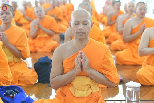 ภาพ No.147750:พิธีถวายภัตตาหารเมนูสวรรค์ ในพรรษาแห่งการเข้าถึงธรรม วันเสาร์ที่ 10 สิงหาคม พ.ศ. 2567 ณ หอฉันคุณยายอาจารย์ฯ วัดพระธรรมกาย