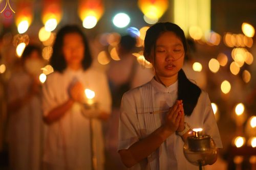 ภาพ No.125016:พิธีเวียนประทักษิณและจุดมาฆประทีป (ชุดที่ 2) ในวันมาฆบูชา เสาร์ที่ 24 กุมภาพันธ์ พ.ศ. 2567 ณ พระมหาธรรมกายเจดีย์ วัดพระธรรมกาย